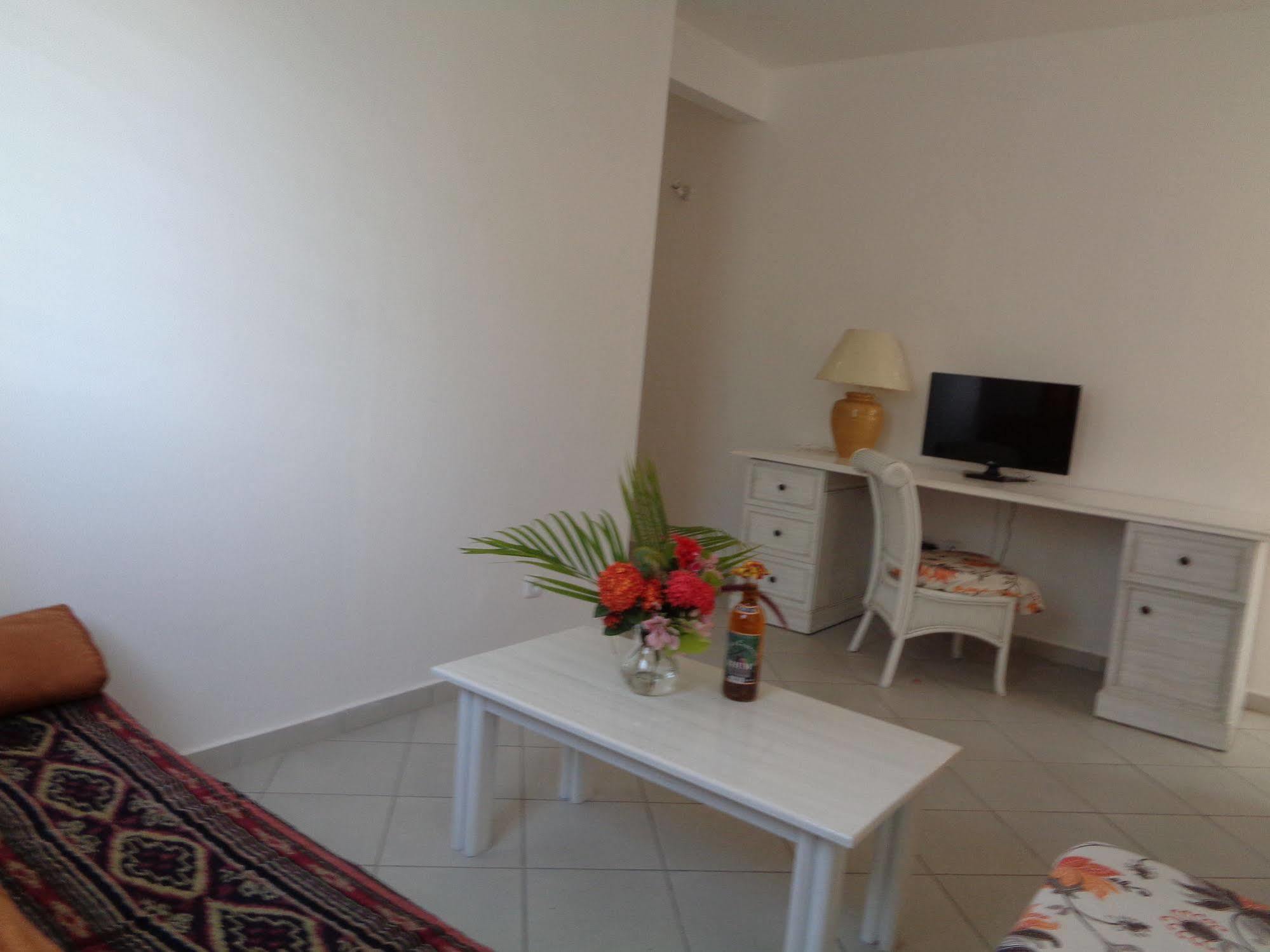 Tropic Hotel 3*